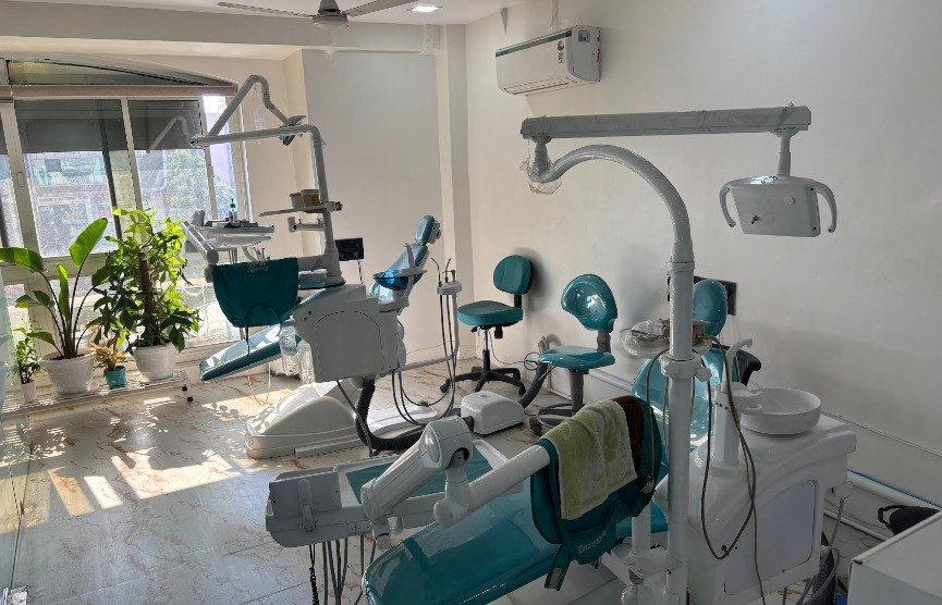 Dr. Shah's Dental Clinic and Implan