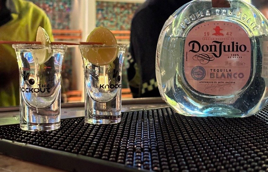 The Knockout Sports Bar and Lounge