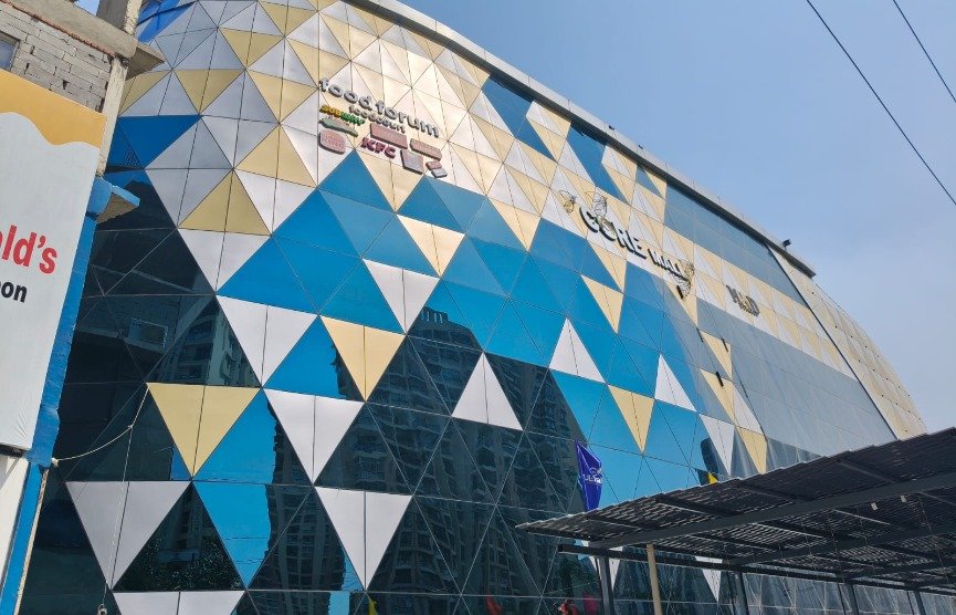 The Core Mall Crossing Republic Gzb